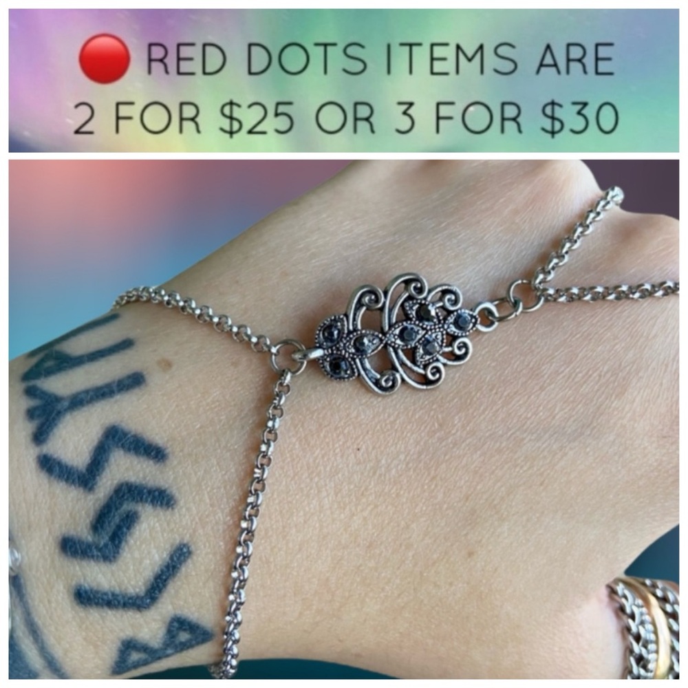 🔴SALE ! red dot items are 2 for $25 . Bundle more than 3 and its $10 each 🙂